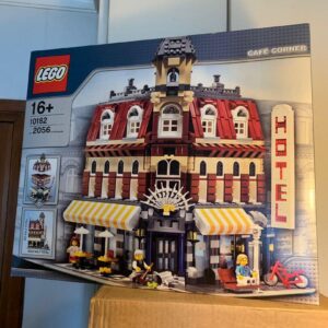 LEGO Creator Expert 10182 Café Corner Modular Building Set – Retired Collector Edition (Brand New & Sealed)