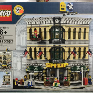 LEGO Creator Expert 10211 Grand Emporium Brand New & Sealed – Available for Sale