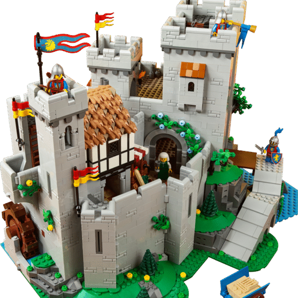 LEGO Icons Lion Knights Castle - Image 5