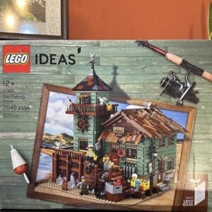 LEGO Ideas 21310 Old Fishing Store – Seaside Modular-Style Display Building (Brand New & Sealed, Discontinued Set)