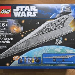 LEGO Star Wars 10221 Super Star Destroyer – Ultimate UCS Imperial Starship (Discontinued Collectors Set, Brand New & Sealed)
