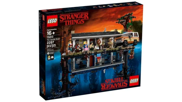 LEGO Stranger Things: The Upside Down (75810) - Image 3